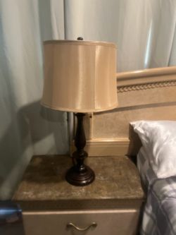 Table lamp