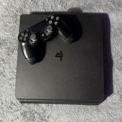 PS4 slim