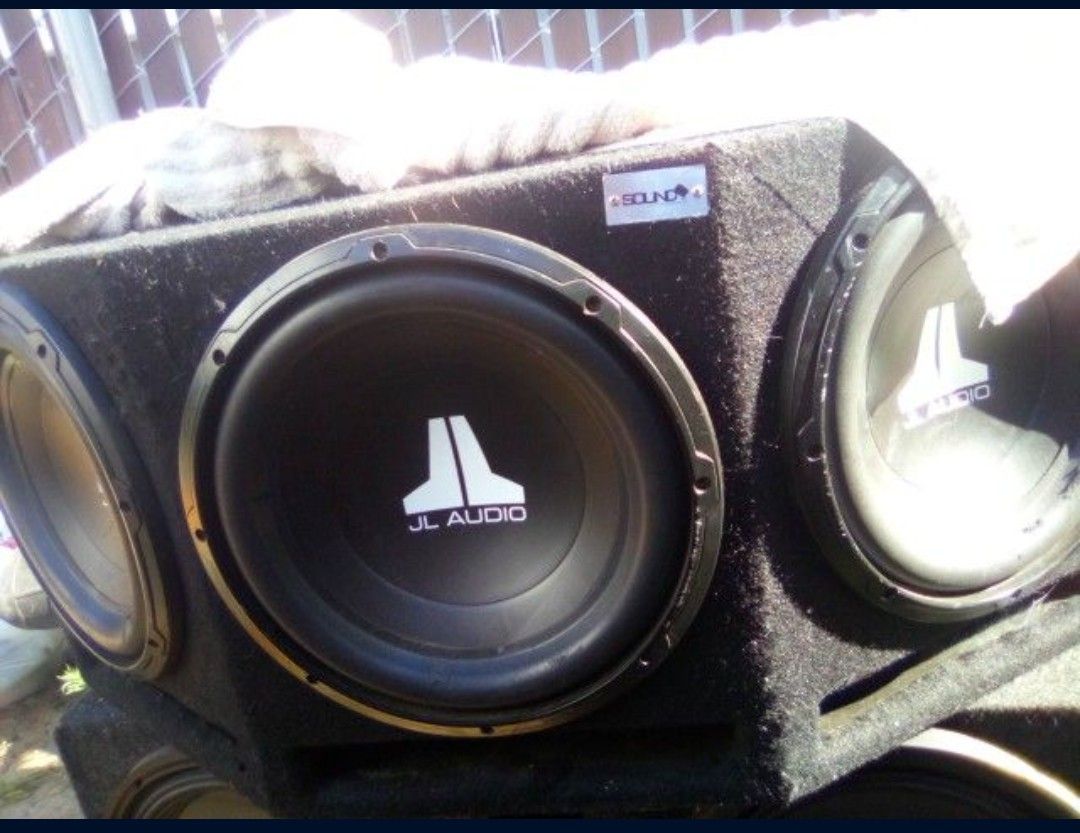 Need Gone Todayfirst 200 JL Audio Subs