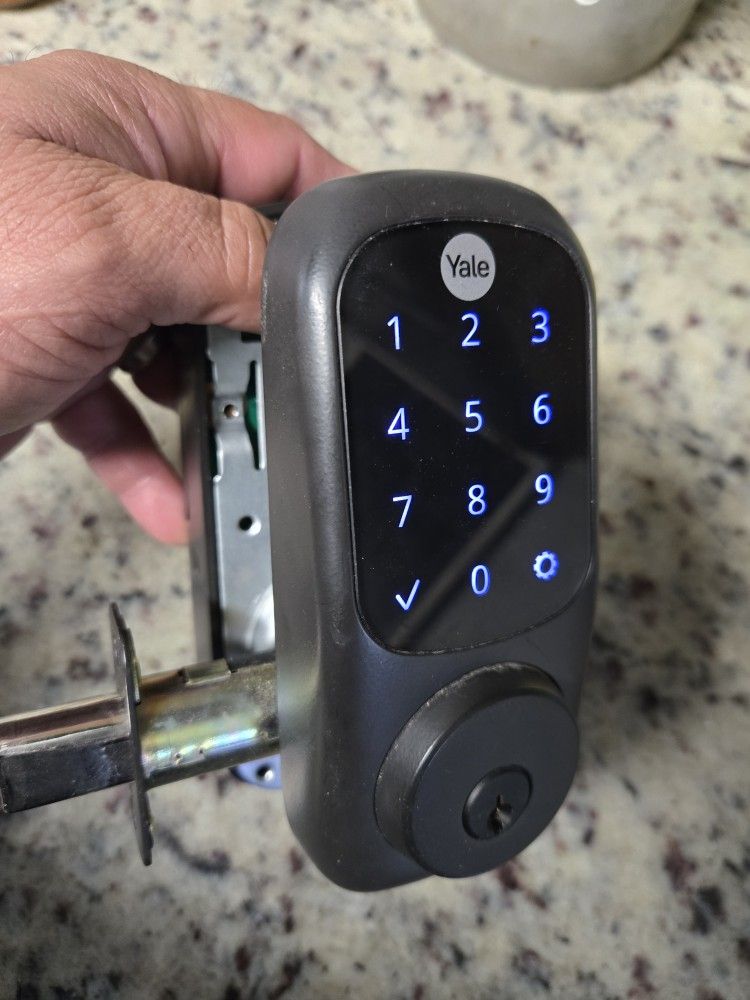 Halo Smart Door Lock