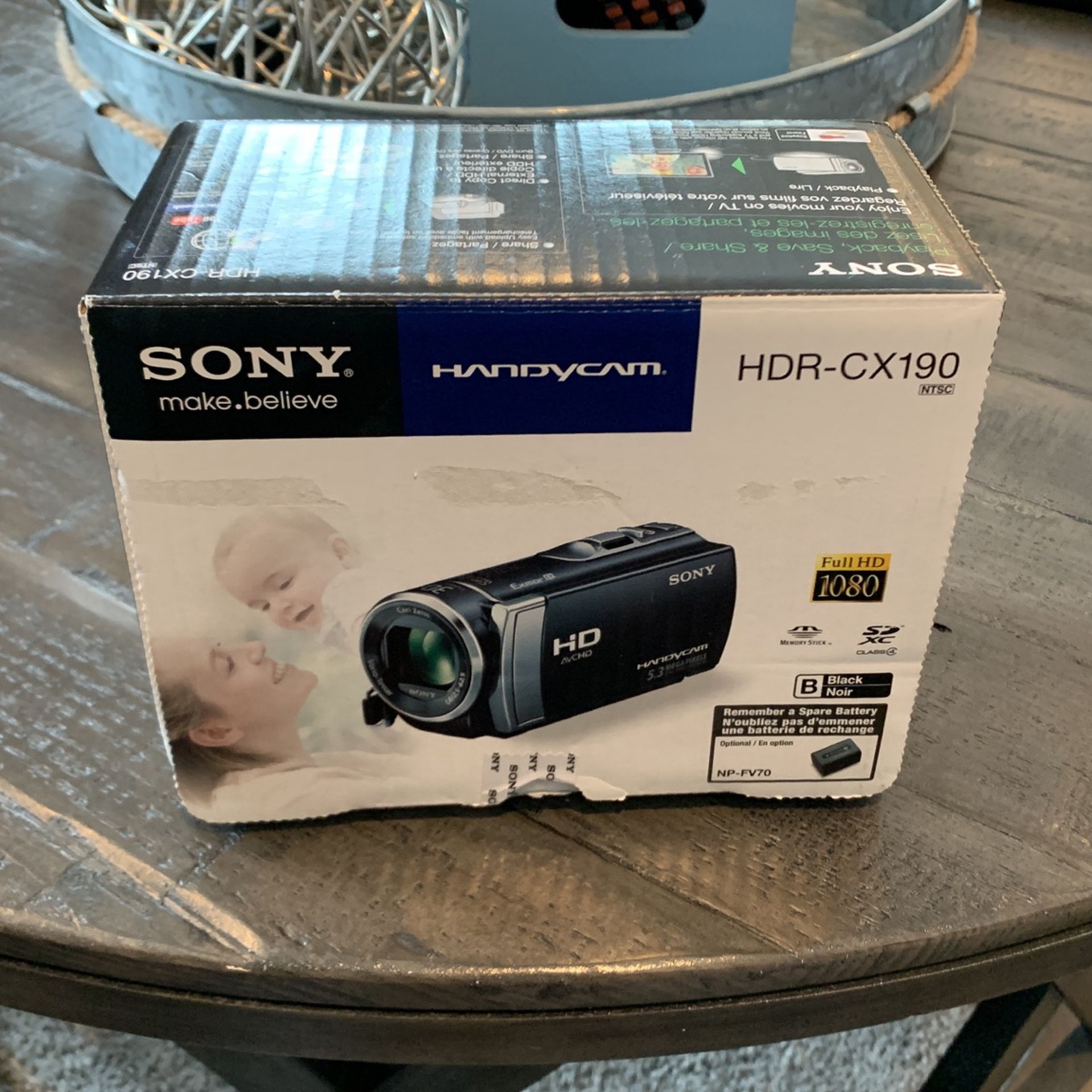 Sony Handycam HDR-Cx190