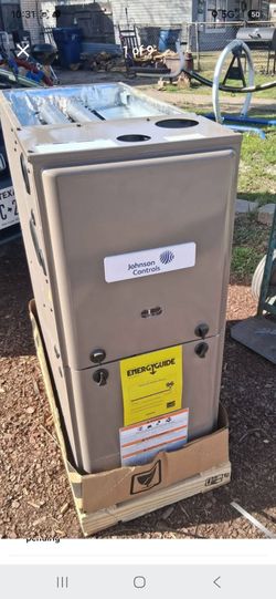 New Johnson controls  tm9v040a10mp12cb 2.5 ton gas furnce