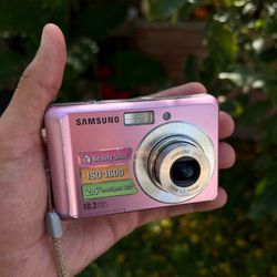 Samsung SL30 Digital Camera