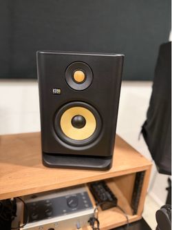 KRK Rokit 5 G4 5" Powered Studio Monitor Pair