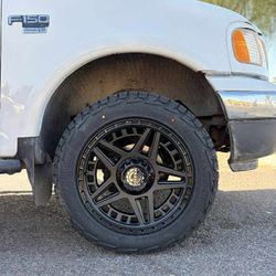 Rines 20x10 Scorpion 275/55/20 Land warrior AT