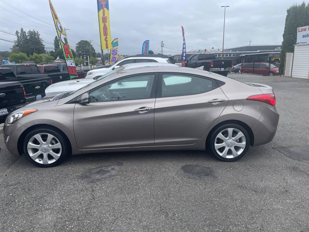 2012 Hyundai Elantra