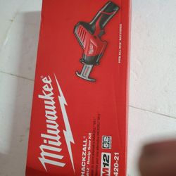 Milwaukee M12