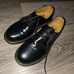 Dr Martens Oxford shoes size 8M