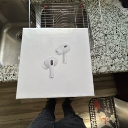 Apple AirPods Pro’s gen 2’s with MagSafe case and (type-c) charger 