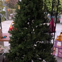 7ft Tall Christmas Tree