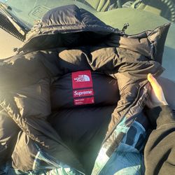 NorthFace Supreme puffer jacket