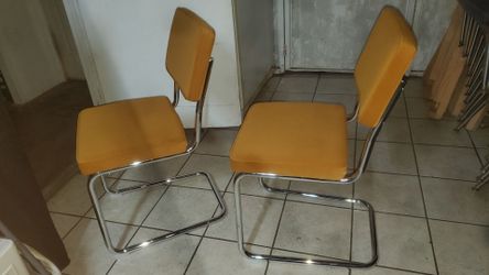 Modern dinning chairs ( set of 2)