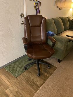 PENDING PICK UP - FREE brown office chair