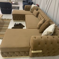 }Brand New Double Chaise Sectional Free Delivery 🚚 