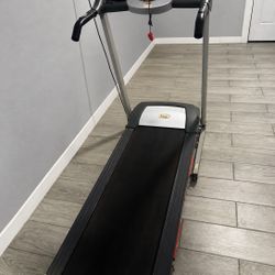 Sunny Health & Fitness SF-T7603 Treadmill