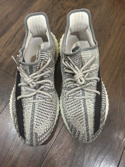 Yeezy Boost Size 10.5 Zyon