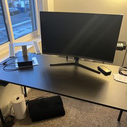 Zinus Tresa Computer Desk