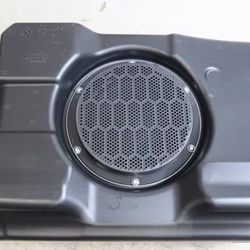 Dodge Durango Subwoofer Box