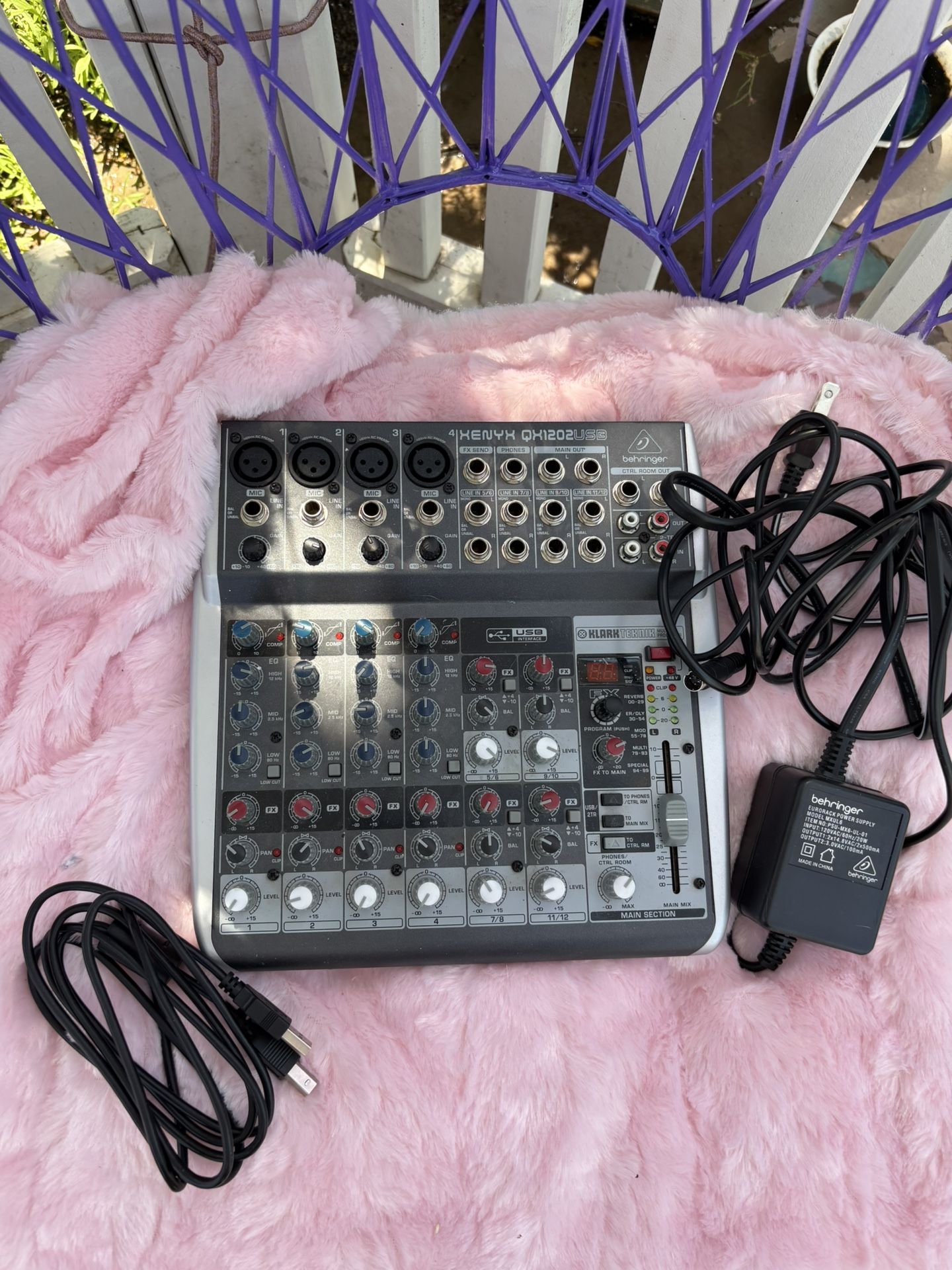 Behringer Xenyx QX1202USB Powered Mixer With Power Supply And Audio Cable Adapter