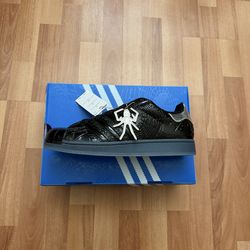 Sp5der x Adidas Superstar