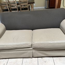 Sofa/ Pullout Bed 