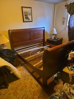 California King Wood Bed Frame