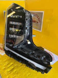 2023-2026 Kia EV9 Right Headlight LED OEM
