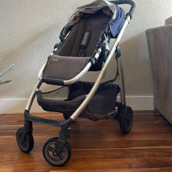 UppaBaby Cruz Stroller (Piggyback Included)