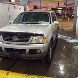 2003 Ford Explorer