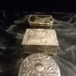 OLDER JEWELRY BOXES NICE!