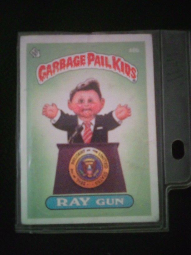 Garbage Pail Kids RAY GUN.