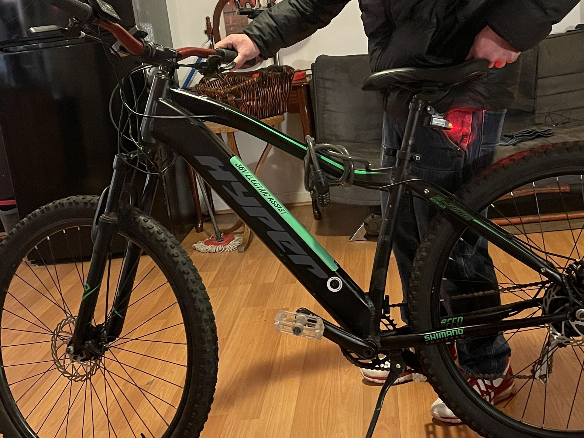 Hyper Electric Bicycle (36V Electric Assist)