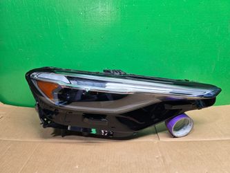 Headlight q5 2025 2026