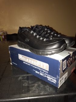Skechers slip resistant work shoes-women’s 8.5-$40