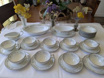 Noritake china Belmont 5609 dinner 28 piece set.