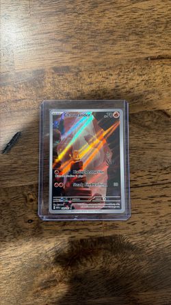 Charmander 168/165 Holo Pokémon Card