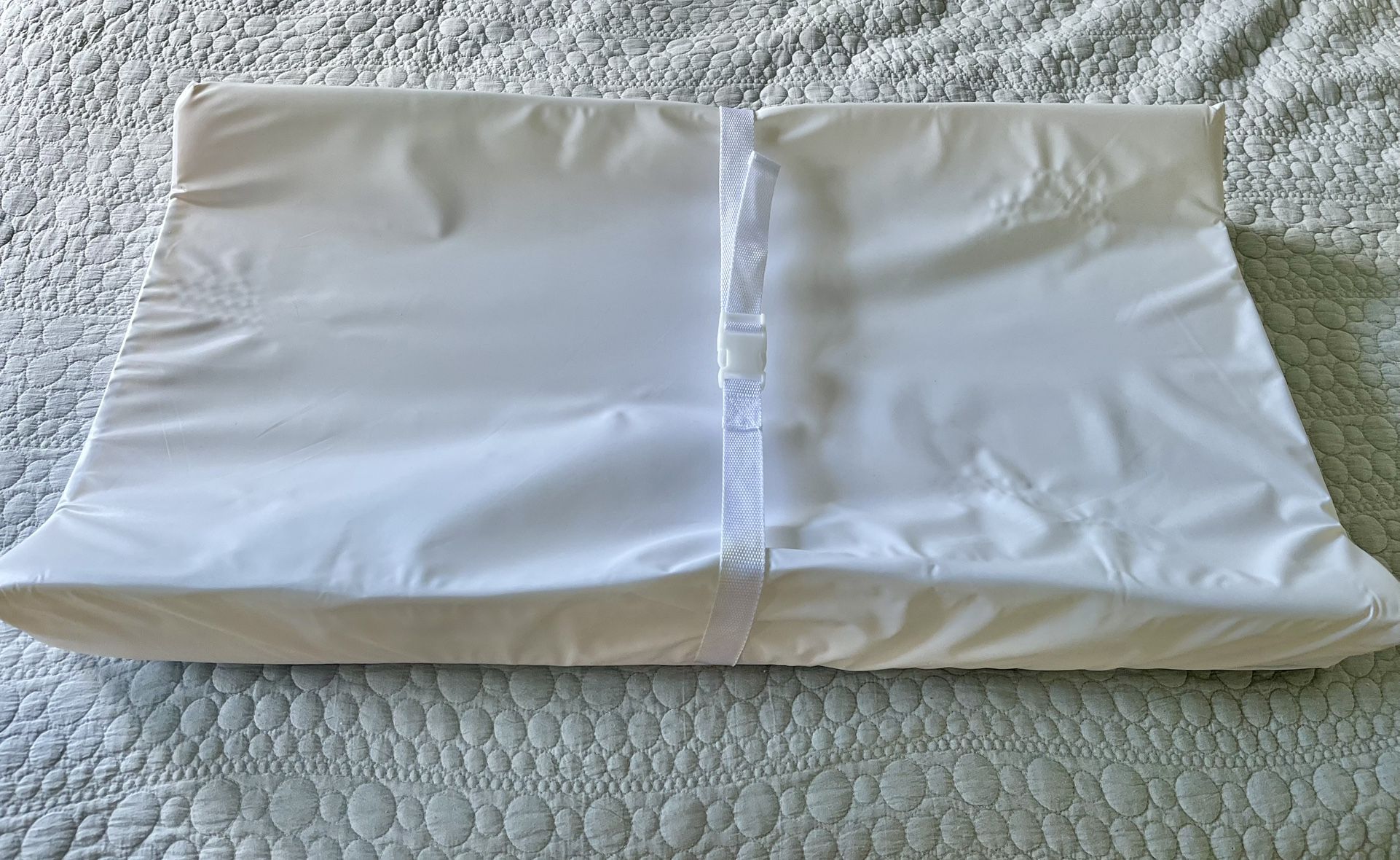 Secure Grip Diaper Changing Pad With Cover