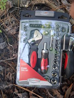 Ratchet set and sockets  never been used