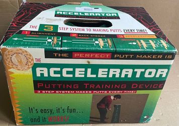 Accelerator Golf Putting Trainer Aid Mat 3 Step System Practice Device In it’s original Box