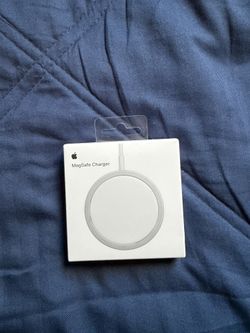 Apple MagSafe charger