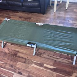 Aluminum Frame Cot