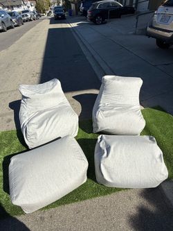 Outdoor bean bag lounger (European brand)