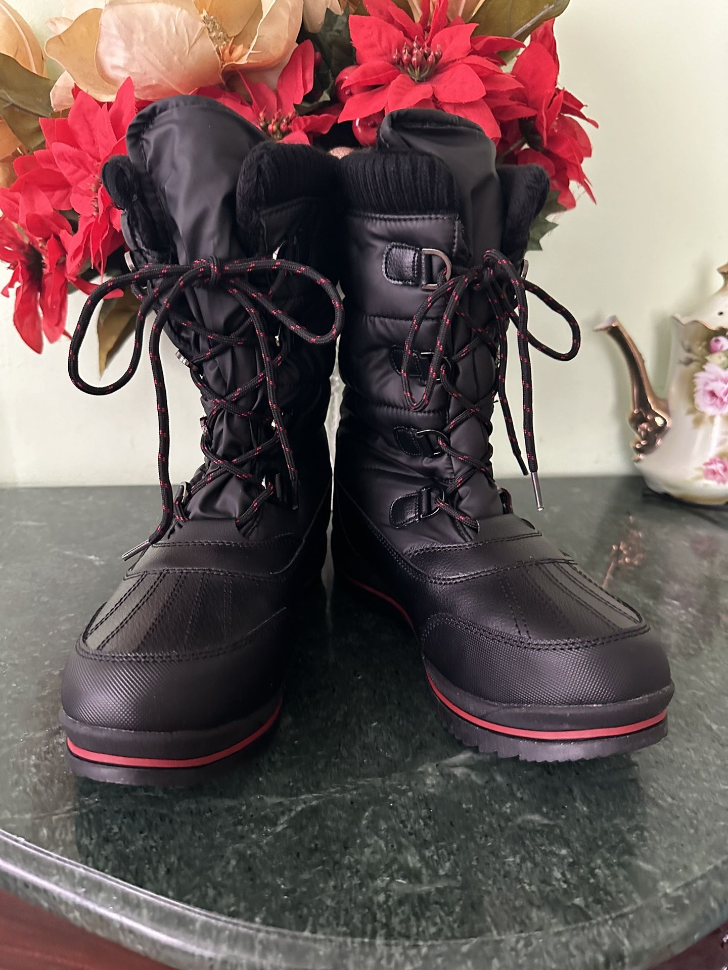 Snow Boots Nine West Size 10