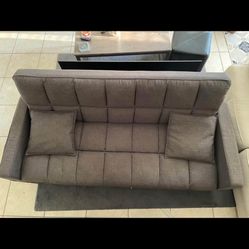 Small Couch (non Convertible)