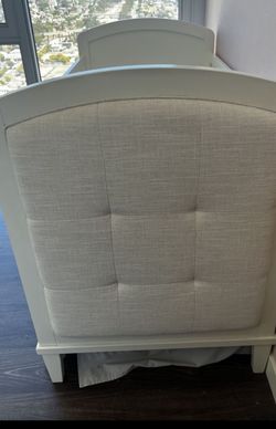 Baby Crib and mattress