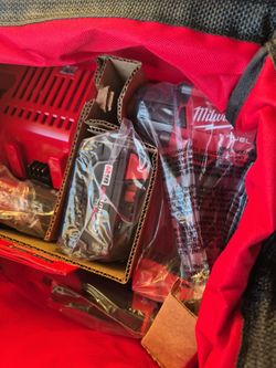 Milwaukee
M18 FUEL 18V Cordless Mid Torque 1/2 in. Impact Wrench w/ M12 FUEL 3/8 in. Ratchet & Battery/Charger Combo Kit STORE PRICE $549