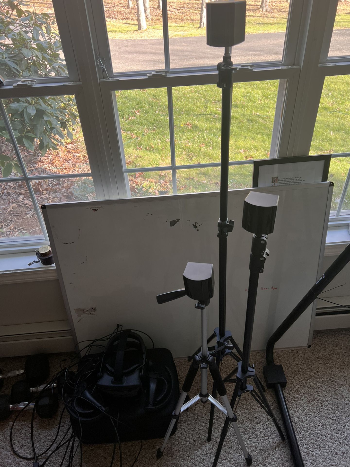 Valve Index + 3rd Base Station + Case & Tripods for Sale in Bolton, CT