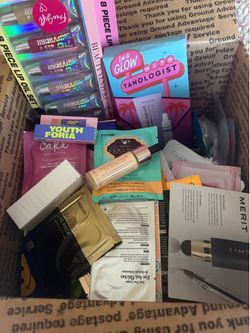 over 200 pieces. beauty products. Full box 12x12x8 over 200 pieces.