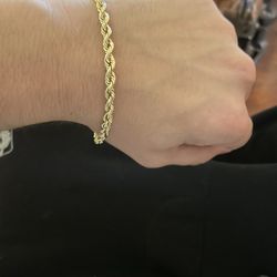 10k Men’s Gold Bracelet 