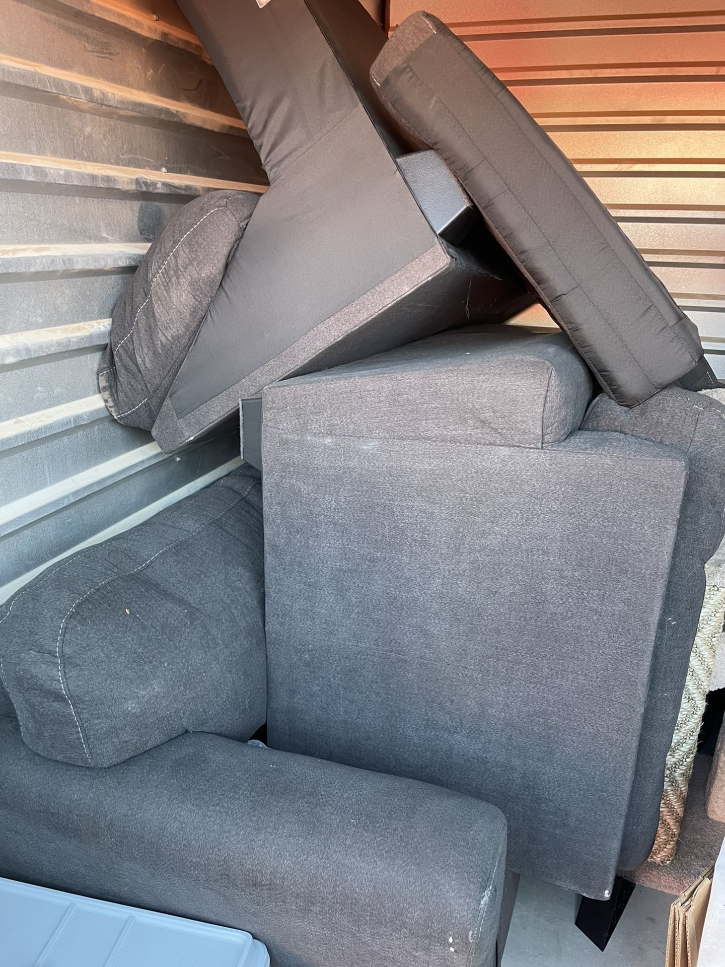 Big Grey 3 Piece Sleeper Couch With Ottoman  300$